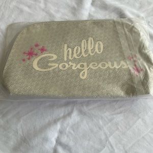 benefit 2018 Branded Dome bag